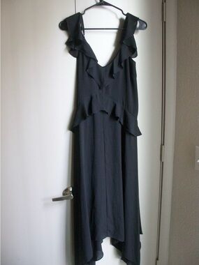 BCBGMaxAzria | Dresses | New Bcbgmaxazria Floral Lace Handkerchief Dress |  Poshmark